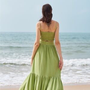 Green smocked 2 piece set co-ord